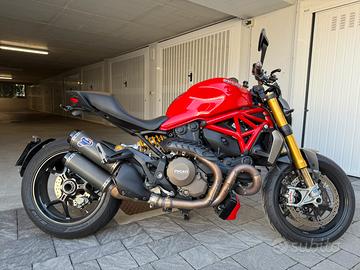Ducati Monster 1200s
