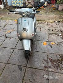 vespa ET4 125 prima serie