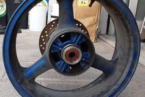 Cerchio post. nudo kawasaki zx 9 r anno 2000