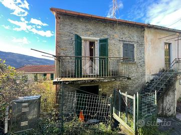 CASA SEMINDIPENDENTE A BARGAGLI