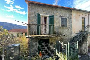 CASA SEMINDIPENDENTE A BARGAGLI