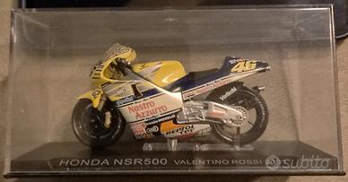 Modellino Honda NSR500 - Valentino Rossi 2001 - Na