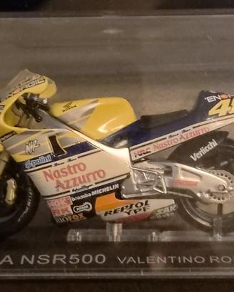Modellino Honda NSR500 - Valentino Rossi 2001 - Na