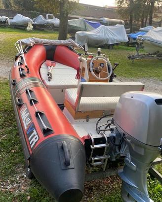 Gommone BWA 440 con motore Honda 40cv 4 tempi