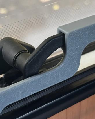 Blocco sicurezza finestra camper