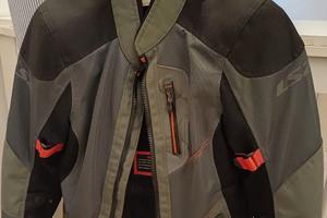 Abbigliamento e accessori moto