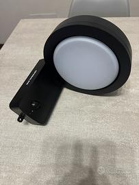 Lampada solare LED da esterno con sensore IP65
