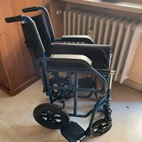 Sedia a rotelle per disabili