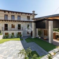 CASA SEMINDIPENDENTE A VENASCA