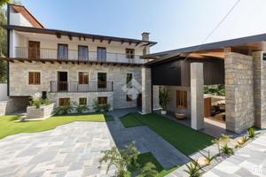 CASA SEMINDIPENDENTE A VENASCA