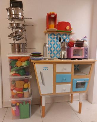 Cucina per bambini in legno e tantissimi accessori