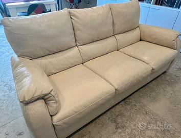 divano Natuzzi in vera pelle 3 posti