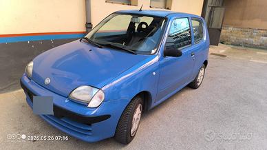 FIAT 600