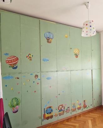 Armadio a muro in legno 7 ante per 2. H298 L350 cm