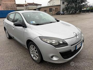 RENAULT Megane Mégane 1.5 dCi 110CV EDC S.Tour G