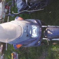 Yamaka majesty 250 1997/98/ pezzi di ricambio