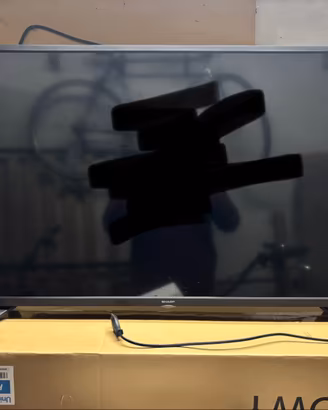 Smart TV SHARP Aquos 40" 4K Ultra HD - Wi-Fi, HDR