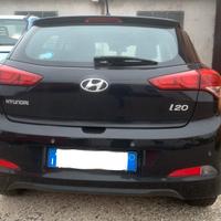 Hyundai i20 incidentata