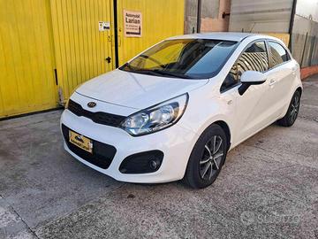KIA Rio 1.4 CRDi WGT 5p. EX