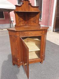 Angoliera in noce antica .