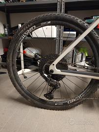 ruote gravel DT swiss
