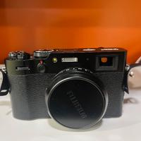 Fujifilm X100 V black