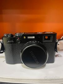 Fujifilm X100 V black
