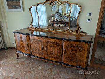 Cassettiera con specchio Chippendale in radicanoce