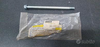 PERNO RUOTA ANTERIORE YAMAHA MBK TARGET - 3GFF5181