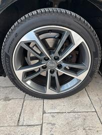 Pneumatici invernali Pirelli P Zero 245 40 18