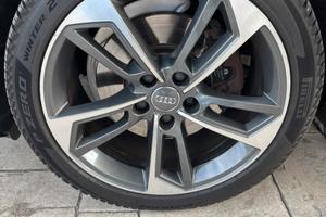 Pneumatici invernali Pirelli P Zero 245 40 18