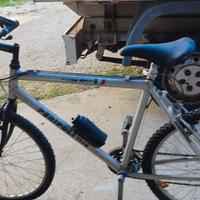 Mountain Bike da uomo 26 pollici 