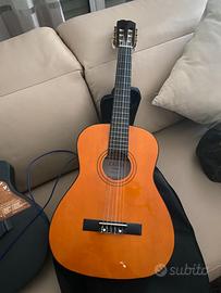 Chitarra Ibiza nuova mai utilizzata con custodia