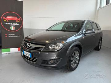 Opel Astra 1.6 16V GPL-TECH Station Wagon Edition