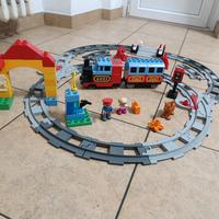 Lego Duplo  10507 trenino elettrico + 10882 binari