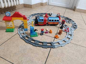 Lego Duplo  10507 trenino elettrico + 10882 binari