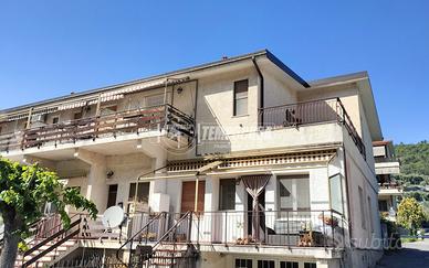 CERCHI UN MONOLOCALE CON AMPIO TERRAZZO?