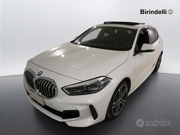 BMW Serie 1 (F40) - 118d 5p. Msport