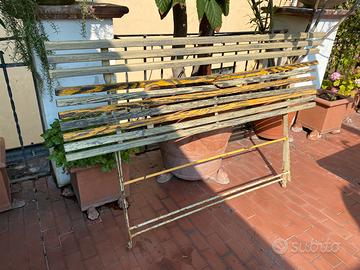 Panca da giardino antica