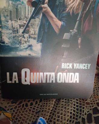 Libro fantascienza - Rick Yancey - La quinta onda 