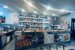 Cessione Attività Bar Tavola Fredda - Melegnano Ce