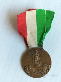 Medaglia Grande Guerra 1914-18 bronzo 