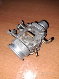 Carburatore walbro wj98 per scooter.