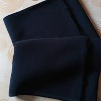 Taglio stoffa crespo blu scuro 