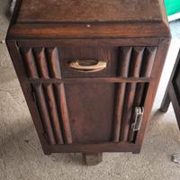 Comodini di antiquariato 