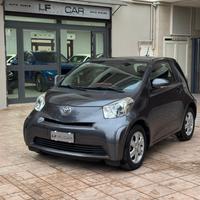 Toyota iQ 1.0 CVT Active 68 cv