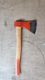 Accetta in ferro per legna