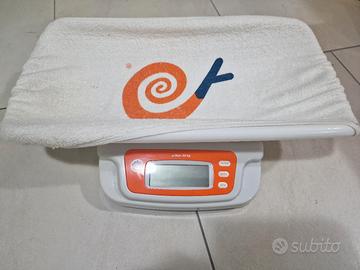 bilancia pesa neonati 