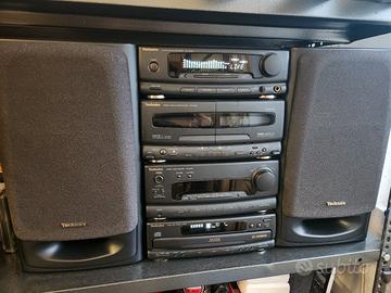 IMPIANTO STEREO HI-FI TECHNICS + 2 CASSE