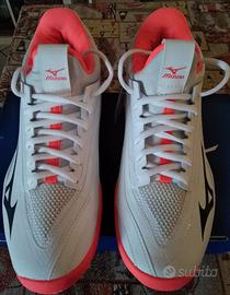 Scarpe da tennis Mizuno n. 40,5 NUOVE